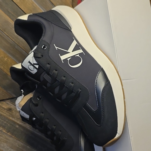 CALVIN KLEIN MEN SNEAKERS 🥰 - Picture 1 of 14